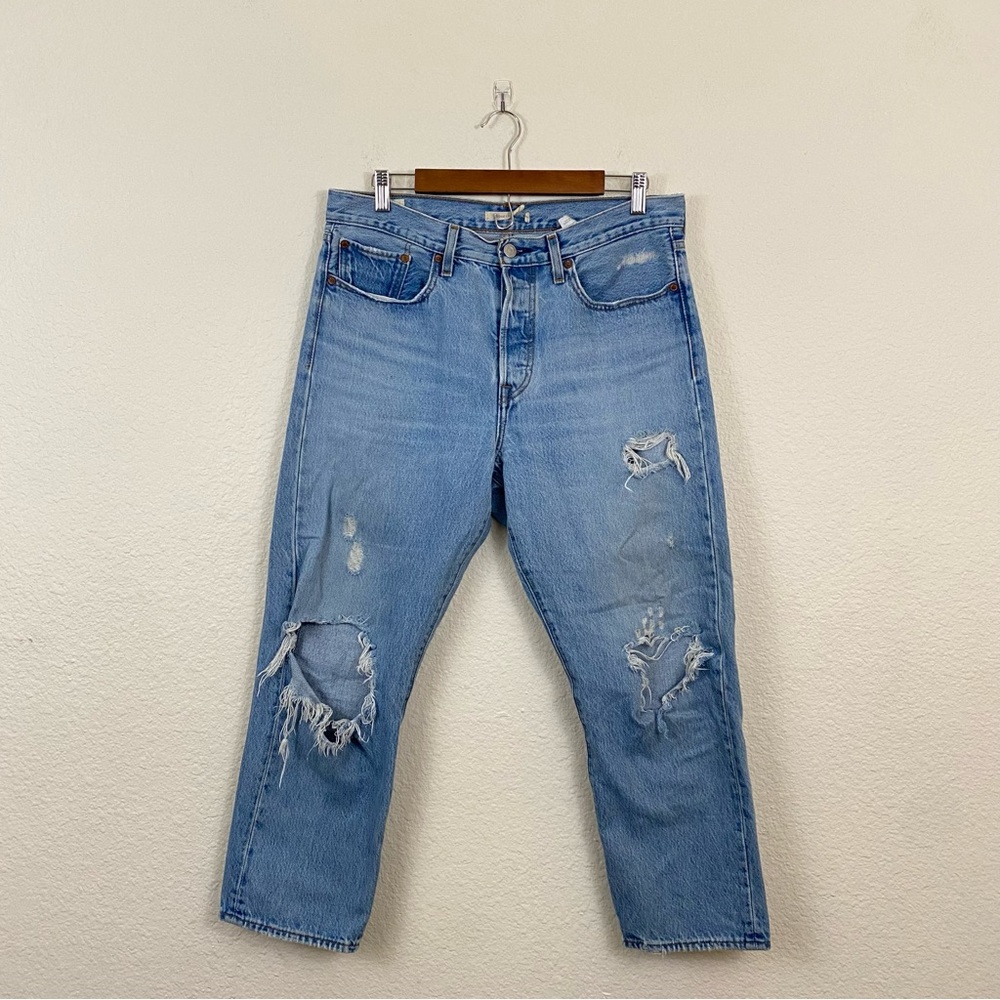 Levi Strauss & Co sz: W31 L26 Wedgie Straight % Button Closure Distressed Jeans